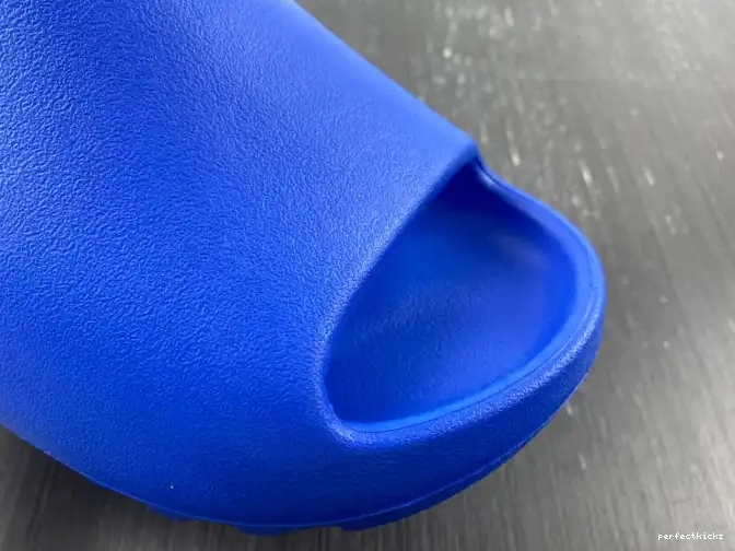 ID4133 Yeezy Azure Adidas Slide 0505